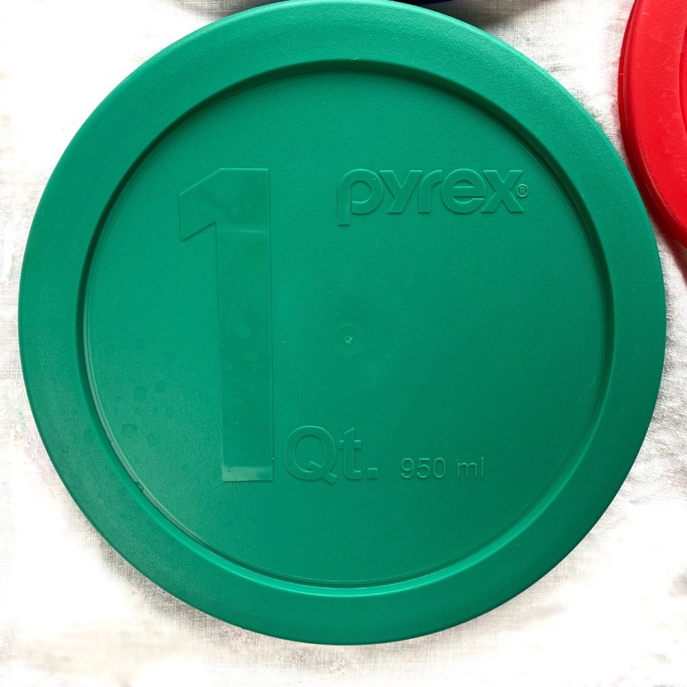 * SOLD * Pyrex Replacements Lids - Picture 6 of 7